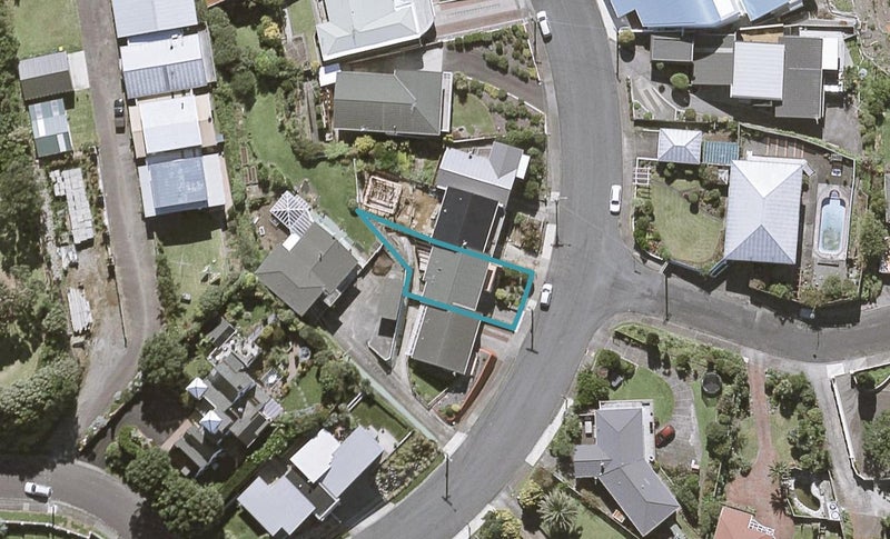 5 Findlay Street, Moturoa, New Plymouth - Carousel 1