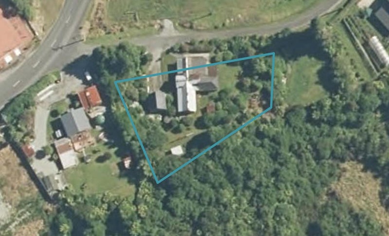 4 Clements Road, Hokitika - Carousel 1
