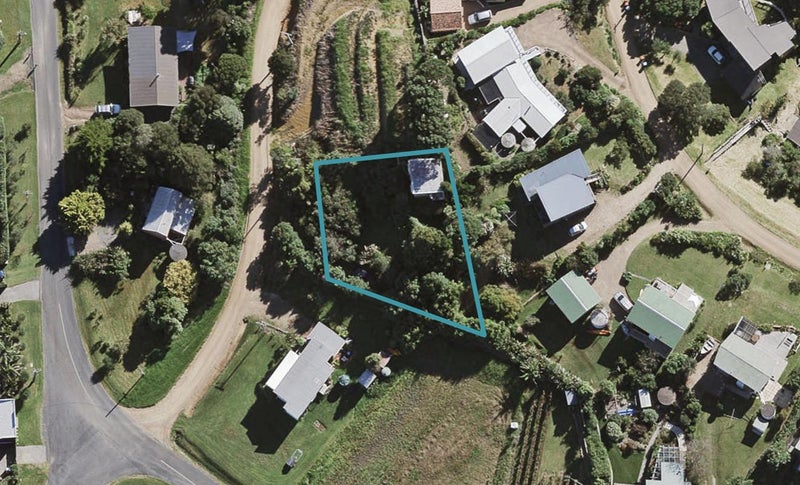 14 Marine View Road, Onetangi, Waiheke Island - Carousel 1