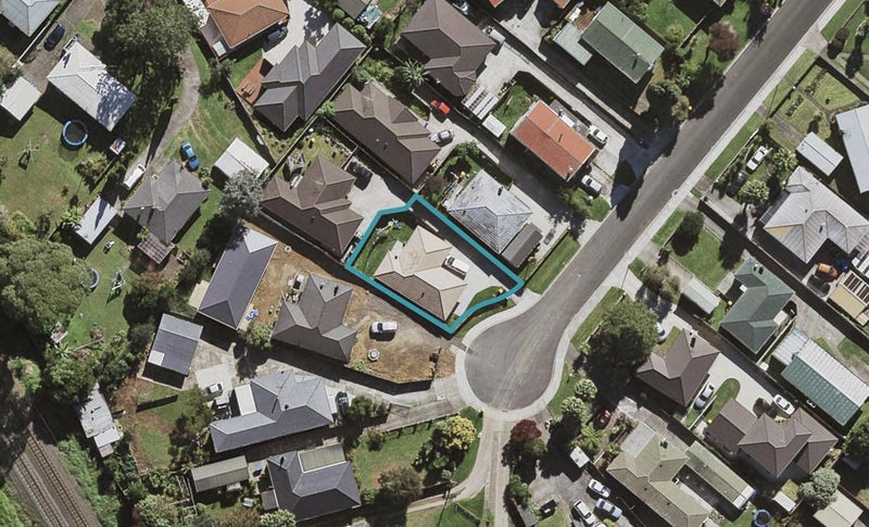 7 Barrie Avenue, Papatoetoe, Auckland - Carousel 1