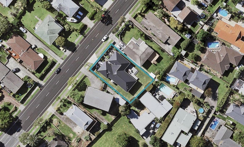52 Prince Regent Drive, Half Moon Bay, Auckland - Carousel 1