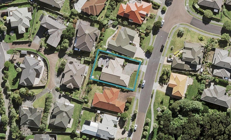 15 Lorikeet Place, Unsworth Heights, Auckland - Carousel 1