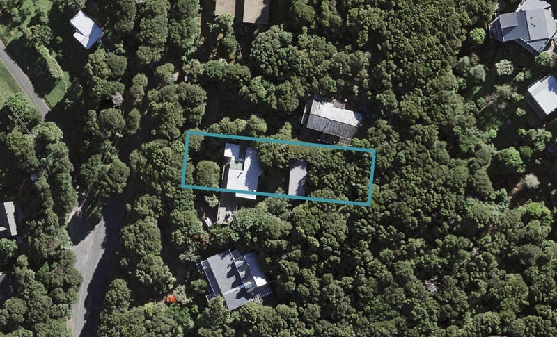 37 O'Brien Road, Omiha, Waiheke Island - Carousel 1