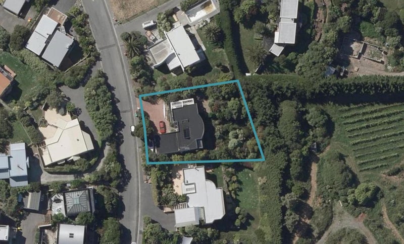 11 Peninsula View, Scarborough, Christchurch - Carousel 1
