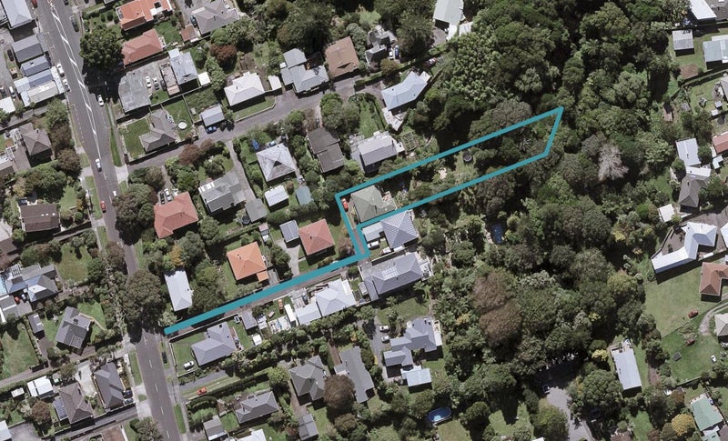 83C Govett Avenue, Frankleigh Park, New Plymouth - Carousel 1