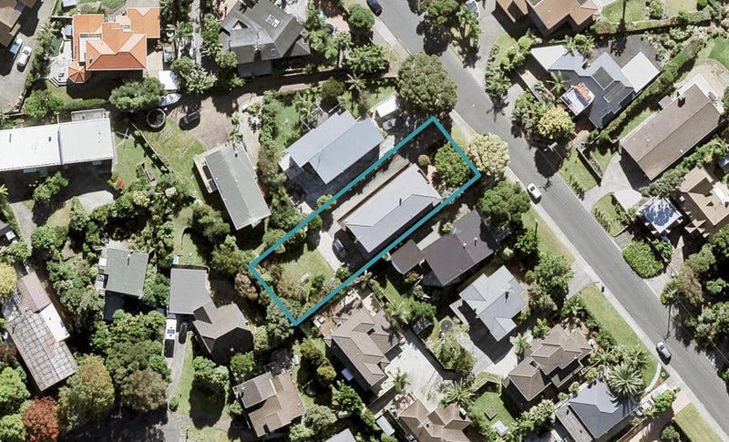 3 Cliff Road, Torbay, Auckland - Carousel 1