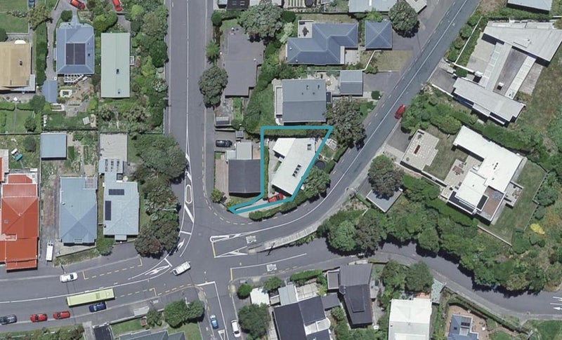 143 Northland Road, Northland, Wellington - Carousel 1