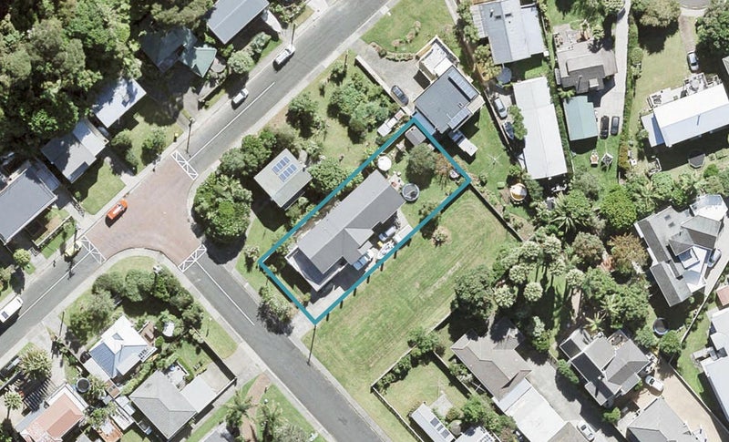 5 Herman Street, Arkles Bay, Whangaparaoa - Carousel 1