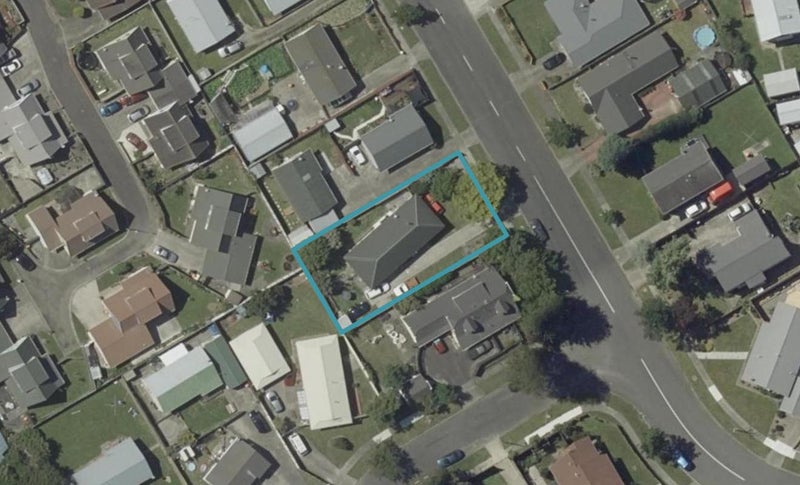 10 Peter Hall Drive, Kelvin Grove, Palmerston North - Carousel 1