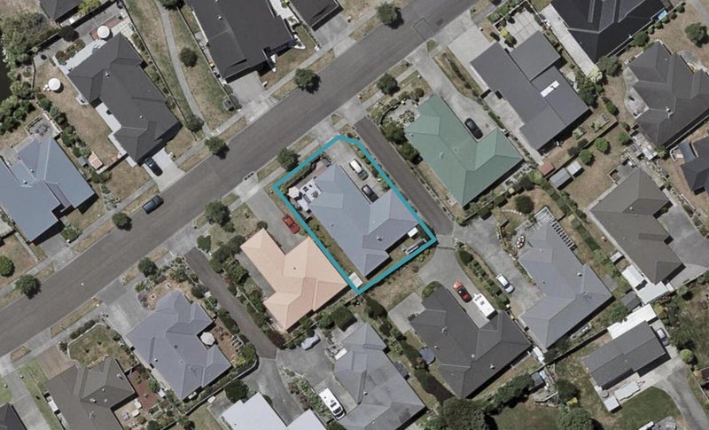 114 Regent Drive, Paraparaumu Beach, Paraparaumu - Carousel 1