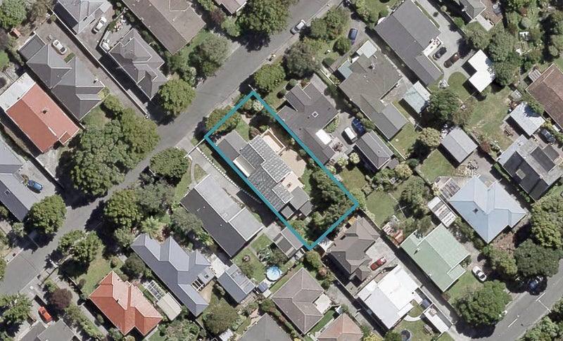 82 Totara Crescent, Woburn, Lower Hutt - Carousel 1