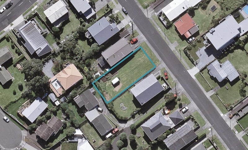 8 Pitcairn Street, Oakura, Ōakura - Carousel 1