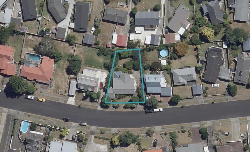 106 Amanda Avenue, Dinsdale, Hamilton - Carousel 1