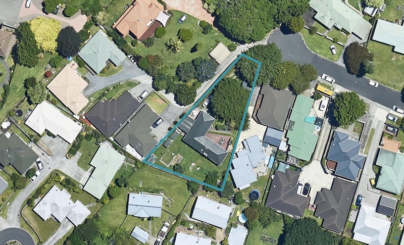 46 Robins Road, Judea, Tauranga - Carousel 1