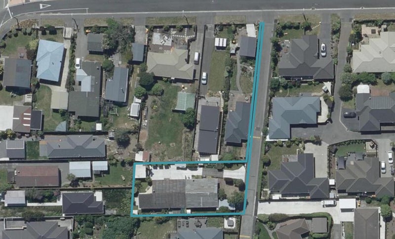 2/163 Beach Road, North New Brighton, Christchurch - Carousel 1