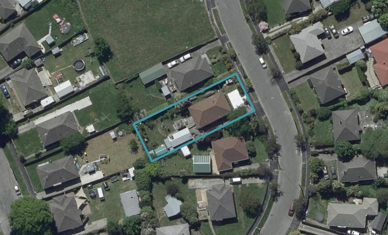 19 Bellbrook Crescent, Shirley, Christchurch - Carousel 1