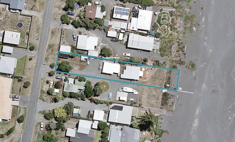 8 Ferguson Street North, Bay View, Napier - Carousel 1