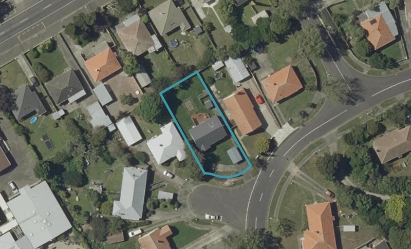 8 Rangiora Avenue, Roslyn, Palmerston North - Carousel 1