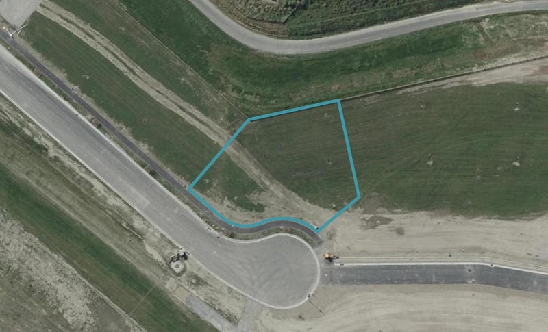 31 Long Acre Drive, Cracroft, Christchurch - Carousel 1