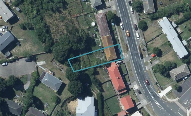 200 Champion Street, Cannons Creek, Porirua - Carousel 1