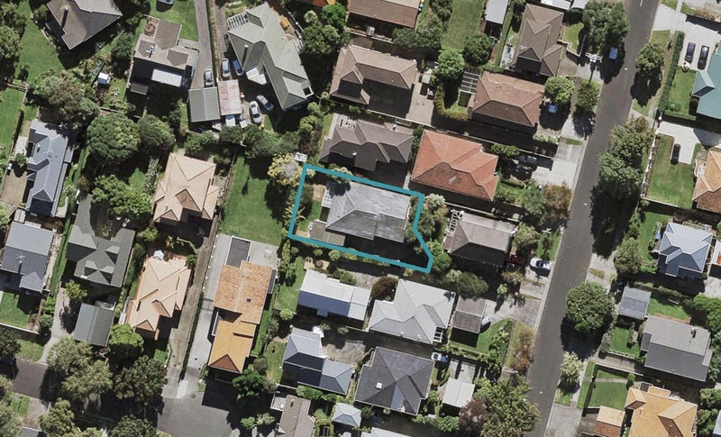 5A Peet Avenue, Royal Oak, Auckland - Carousel 1