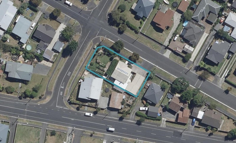 3 Rata Street, Maeroa, Hamilton - Carousel 1