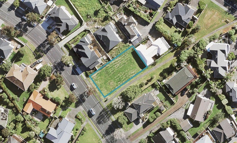 8 Marina View Drive, West Harbour, Auckland - Carousel 1
