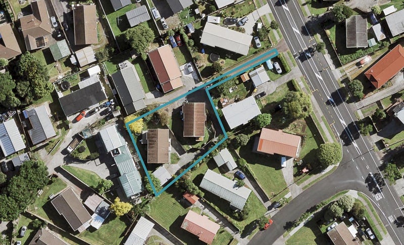 2/143 Finlayson Avenue, Clendon Park, Auckland - Carousel 1