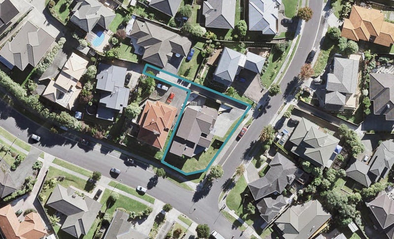 2 Trotting Terrace, Fairview Heights, Auckland - Carousel 1