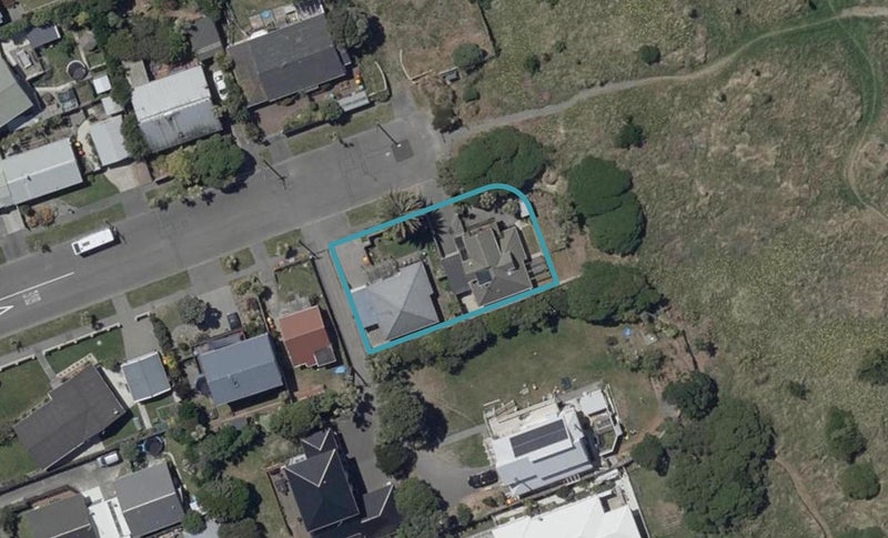 2/20 Penguin Street, Southshore, Christchurch - Carousel 1