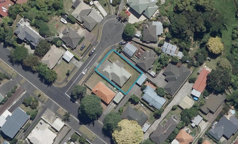 2 Moule Place, Fairfield, Hamilton - Carousel 1