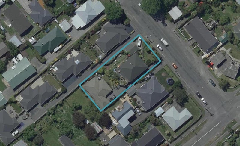 2/9 Selwyn Street, Somerfield, Christchurch - Carousel 1