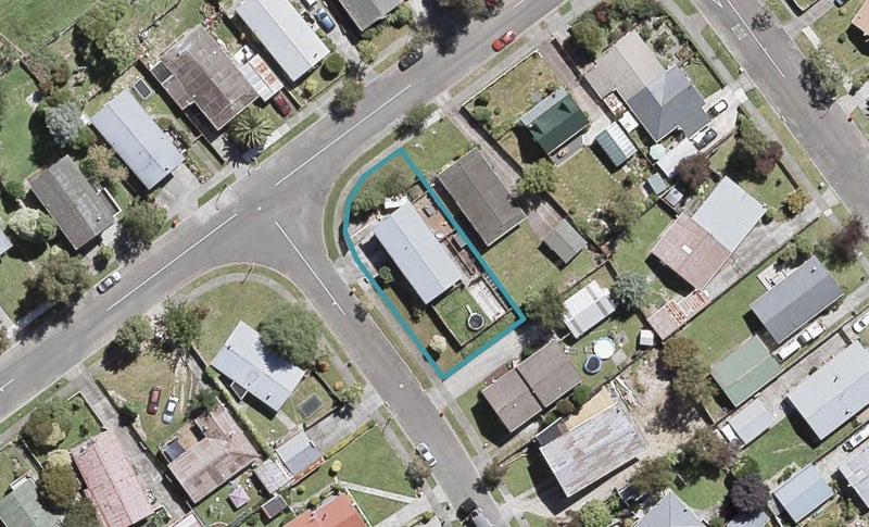 1 Topeka Grove, Totara Park, Upper Hutt - Carousel 1