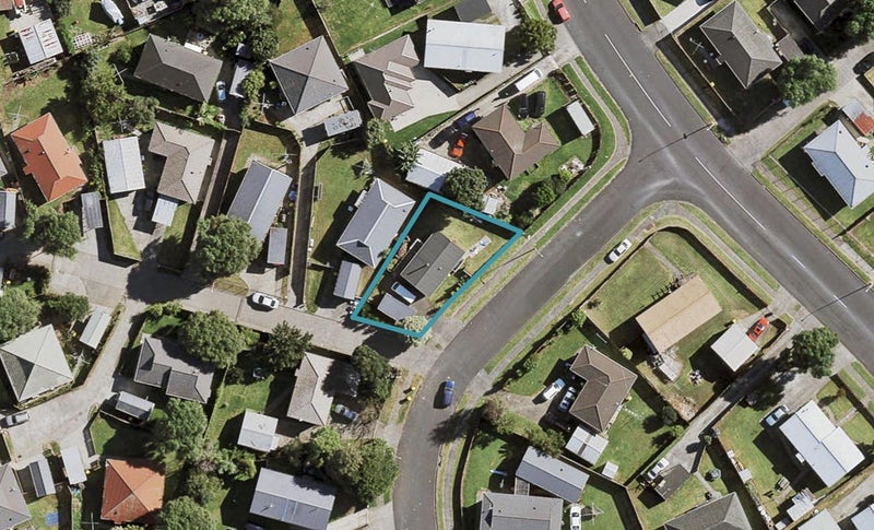3 Dungarvon Place, Clendon Park, Auckland - Carousel 1