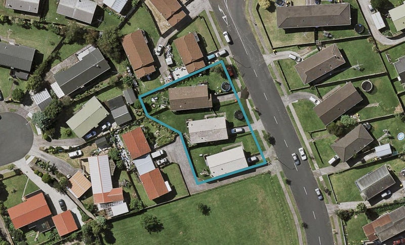 2/70 Charntay Avenue, Clover Park, Auckland - Carousel 1