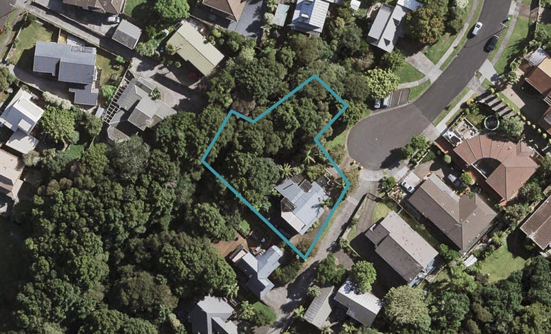 9 Corokia Place, Totara Heights, Auckland - Carousel 1