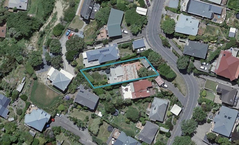 41 Nevay Road, Karaka Bays, Wellington - Carousel 1
