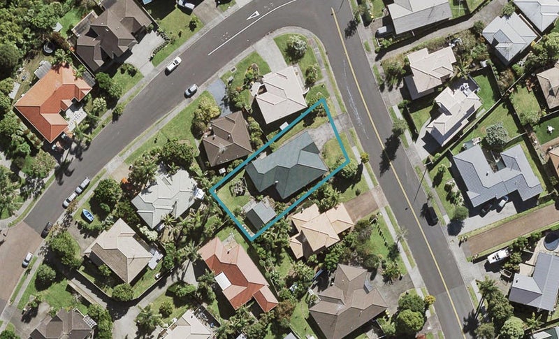 48 Unsworth Drive, Unsworth Heights, Auckland - Carousel 1