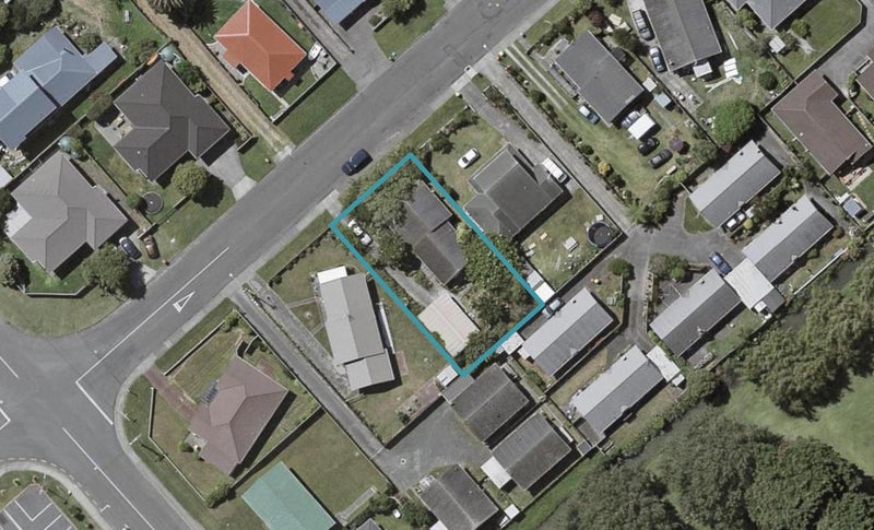 16 Te Kupe Road, Paraparaumu Beach, Paraparaumu - Carousel 1