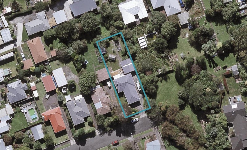 11 Victor Street, Hurdon, New Plymouth - Carousel 1