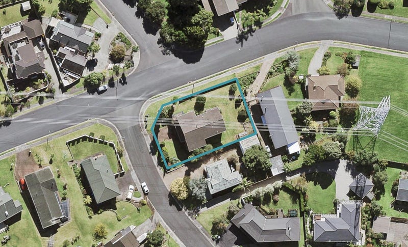 2 Mauretania Place, Lynfield, Auckland - Carousel 1