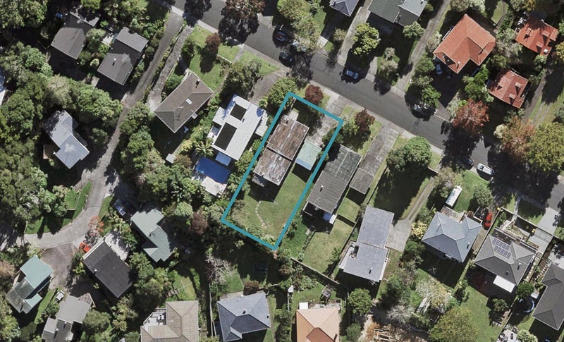 1/56 Lynden Avenue, Hillcrest, Auckland - Carousel 1
