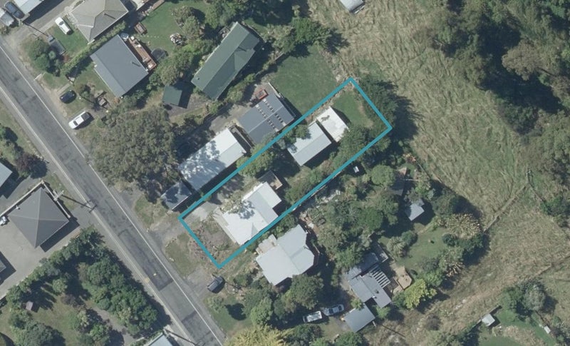 33 Scroggs Hill Road, Brighton, Dunedin - Carousel 1