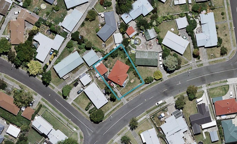 65 Leicester Avenue, Tamatea, Napier - Carousel 1