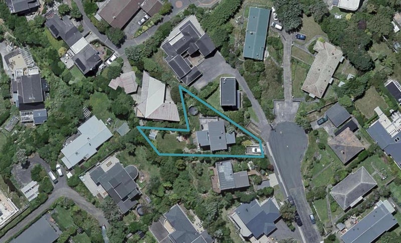9 Himalaya Crescent, Khandallah, Wellington - Carousel 1