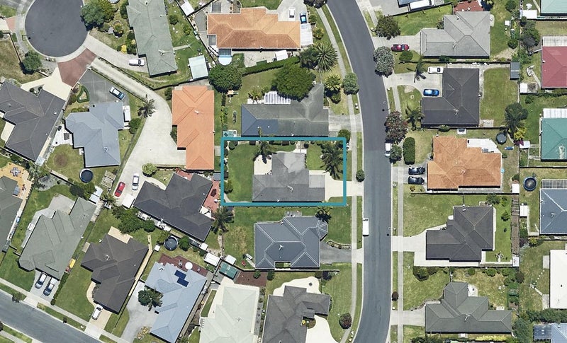24 Arabian Drive, Papamoa Beach, Papamoa - Carousel 1