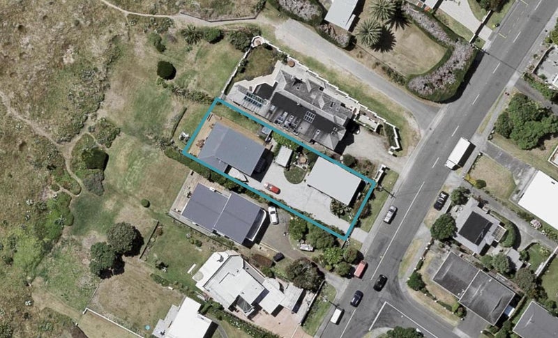 107 Manly Street, Paraparaumu Beach, Paraparaumu - Carousel 1