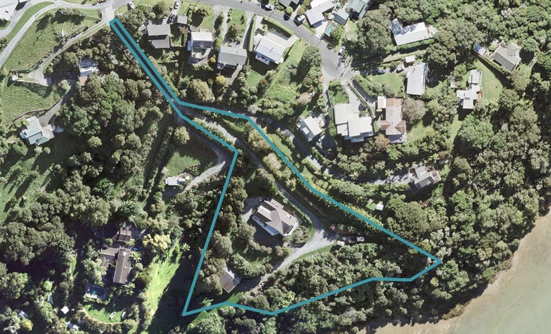 15 Green Road, Warkworth - Carousel 1