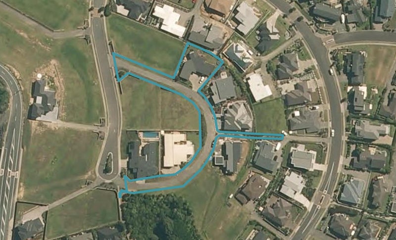 9 Manhattan Rise, Orewa, Orewa - Carousel 1