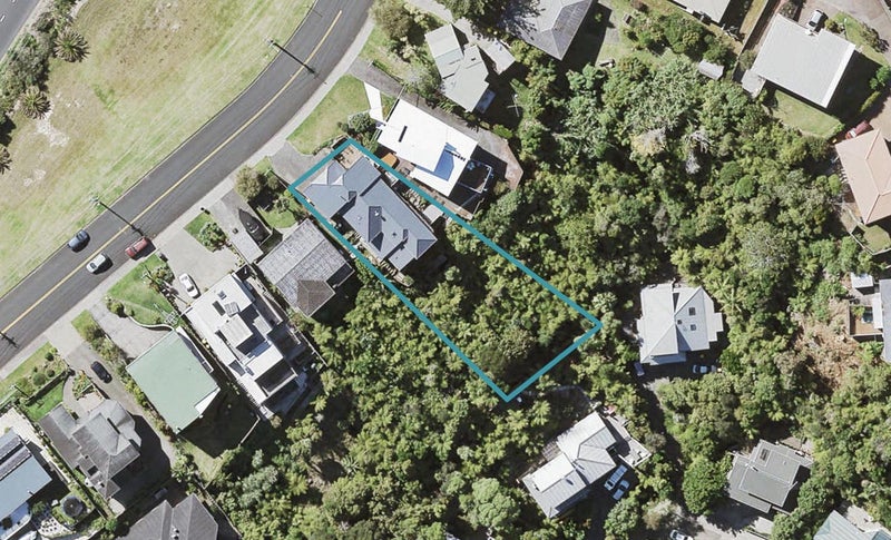 96 Knights Road, Rothesay Bay, Auckland - Carousel 1